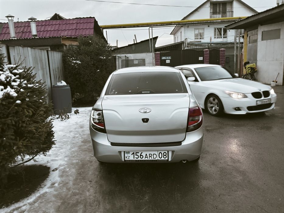 Срочно продам машину