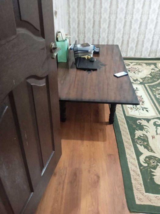 Тансикбой  2хона 1етаж Срочна Сотилади !!!