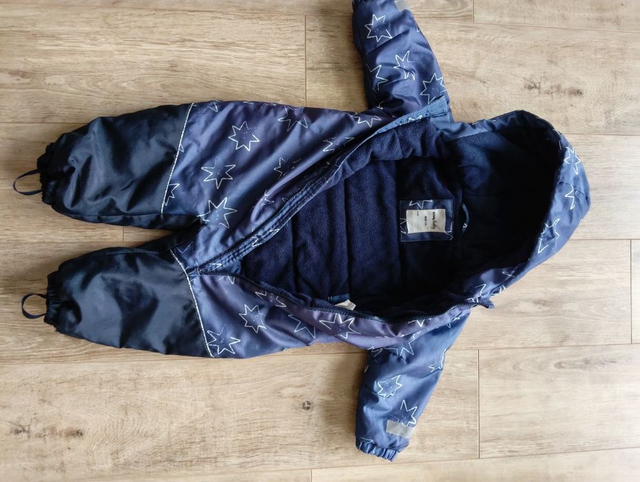 Два зимни космонавта за момче