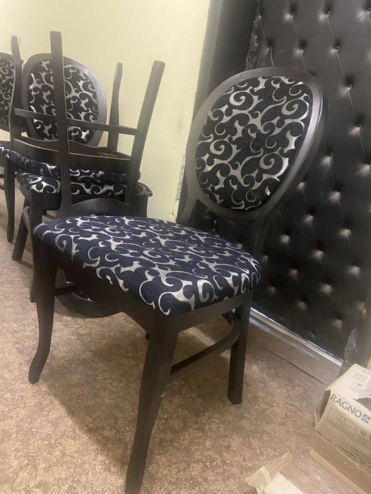 Трапезен стол !!