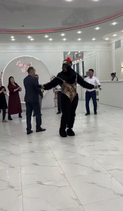 Продам костюм гориллы