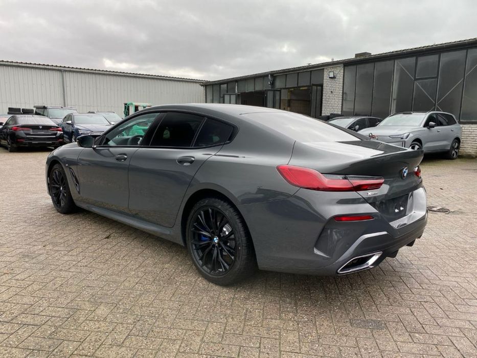BMW M850I X-Drive Zakazga