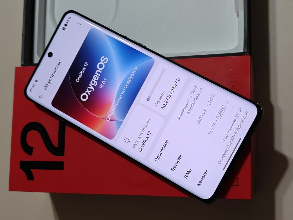 One Plus 12 256 gb Ram 12 5G