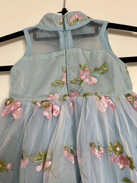 НОВА Детска Рокля размер 100 см