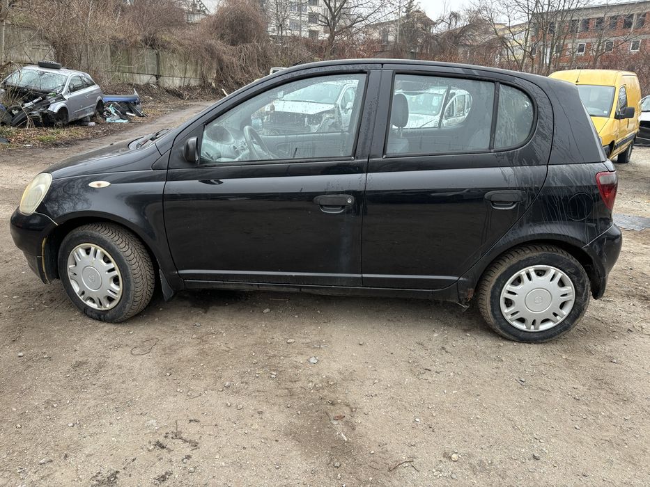 Тойота Ярис 1.4 дизел за части.