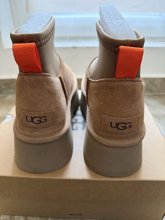 Ugg Mini Dipperr
