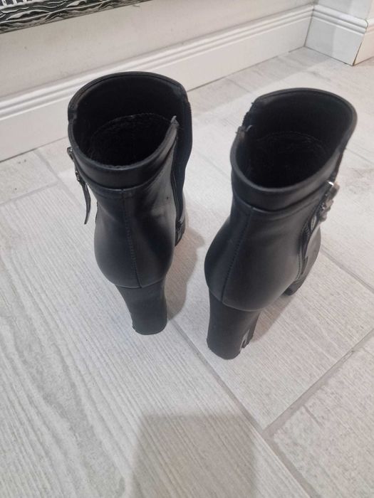 Ghete dama marimea 39