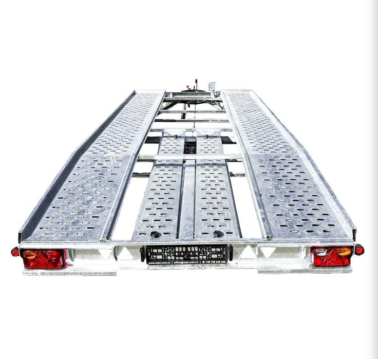 Inchiriere platforme auto 4M,4.5M,5/6M,6.5M,8.5M,2/3axe,2.7T,3T,3.5T