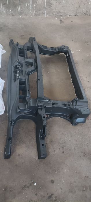 Суппорт радиатора телевизор Caddy