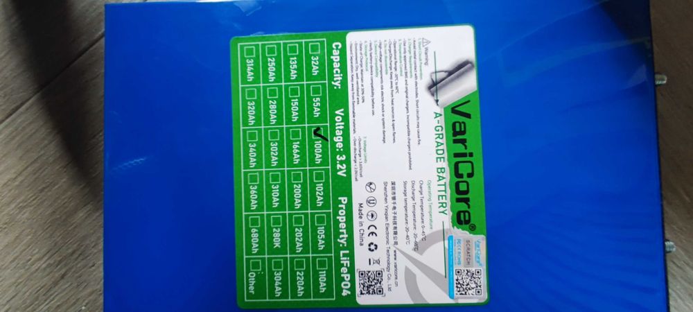 4 buc Celule LiFePO4 de 100Ah pentru fotovoltaice - rulote - BMS 100A - 200A