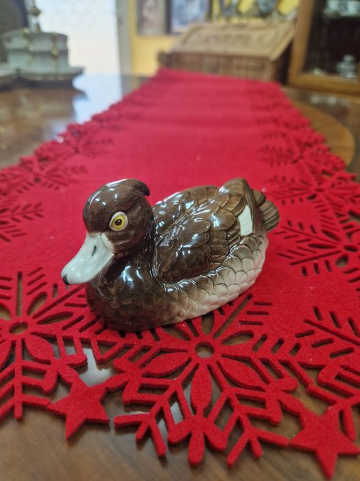 Уникална антикварна немска порцеланова фигура Goebel