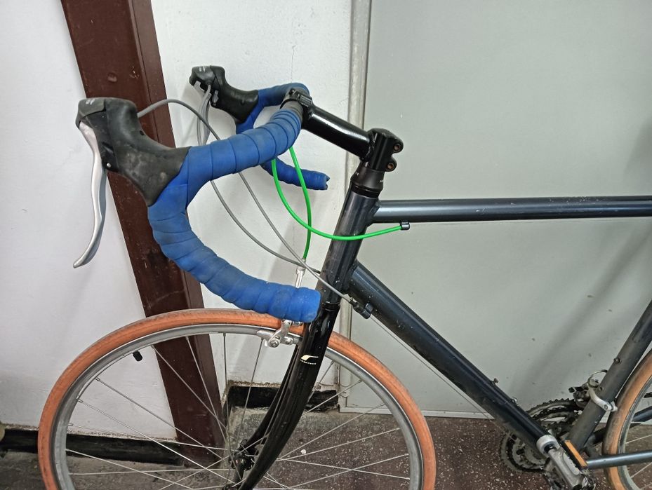 Vând bicicleta de oraș