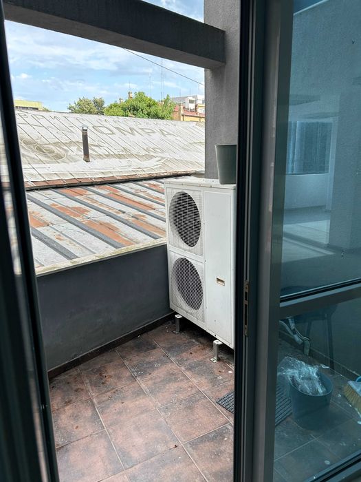 Отдавам офиси под наем