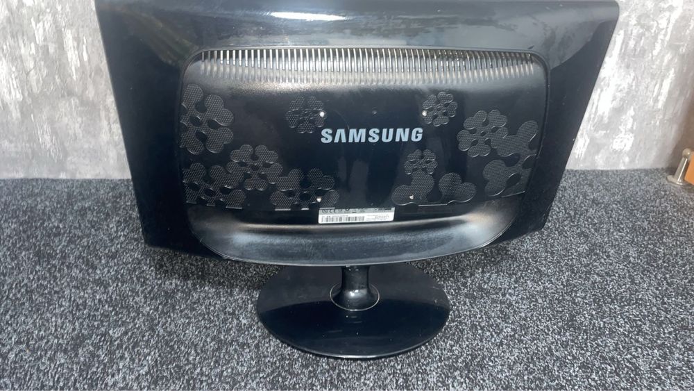 Продам монитор Samsung