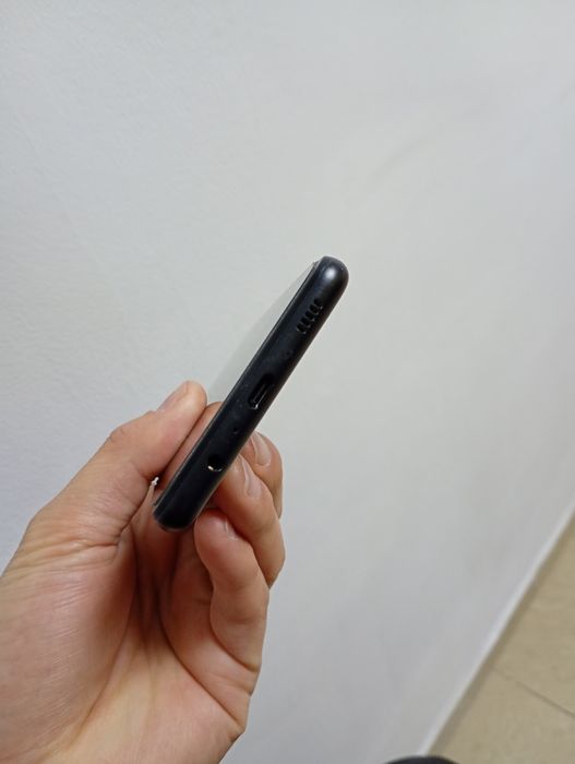 Продам    Самсунг А12