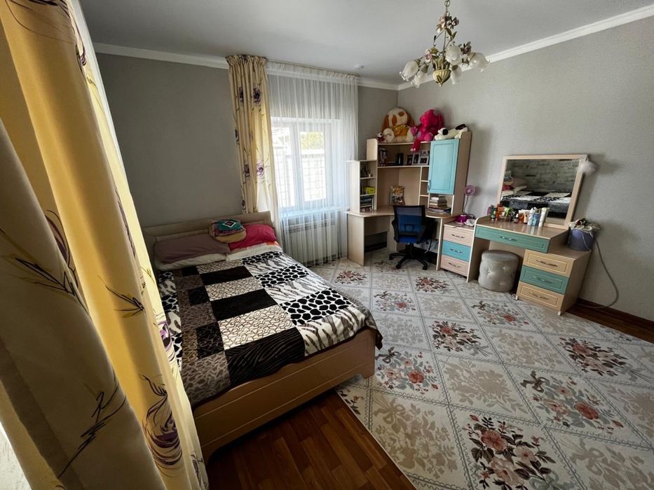 Продам шкафы две штуки