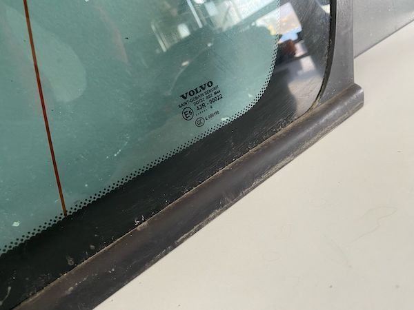 Geam Dreapta Spate VOLVO V50 2004 8650443