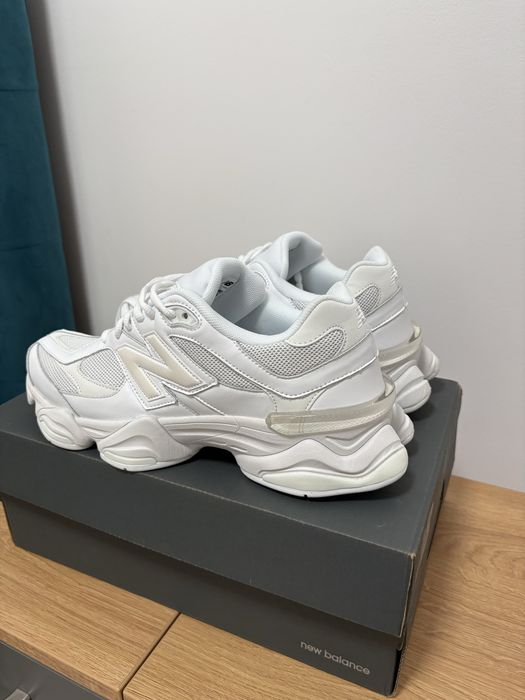New Balance triple white