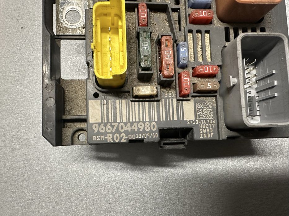 BSM R-02 бушонно табло за Пежо/Ситроен