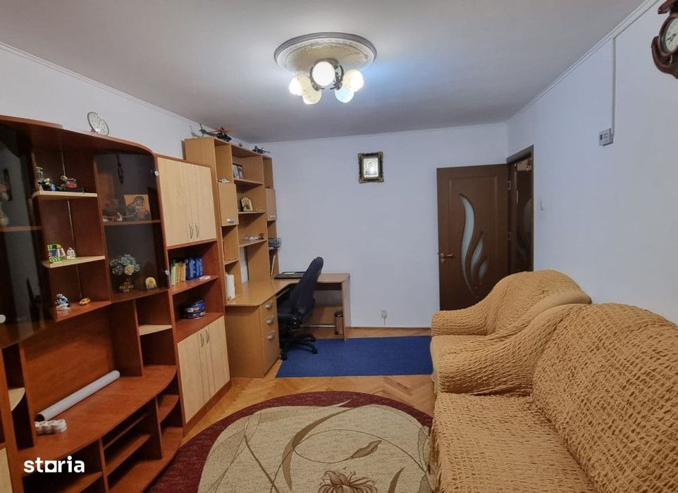 Apartament 3 camere Nicolina , 64 metri, etaj 4 Cod:163190