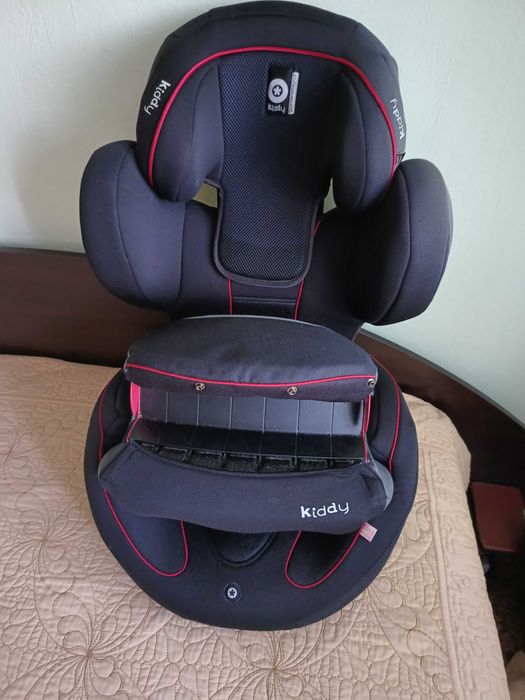 ISOFIX столче за кола Kiddy Phoenixfix Pro 2 (9-18 kg)- много запазено