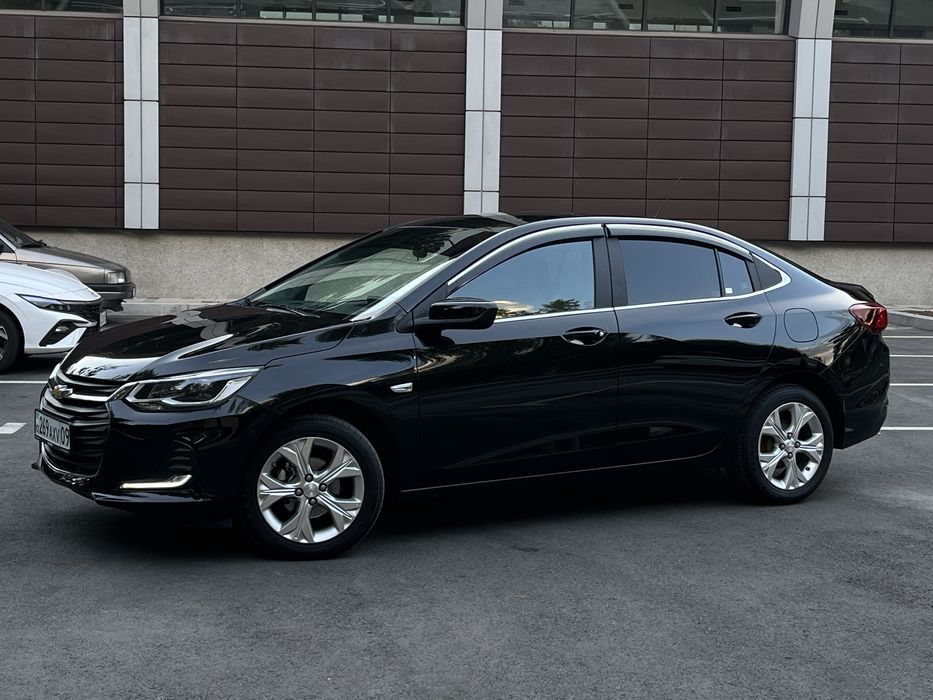 Chevrolet onix 2025г полная коплектация