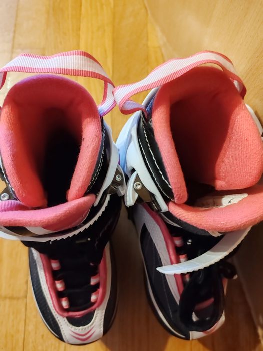 Patine gheata de fetițe