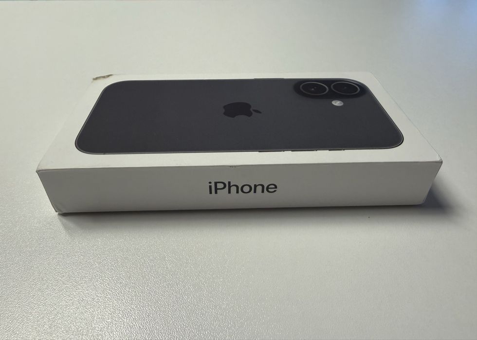 Iphone 17 NOU NEACTIVAT 256 GB