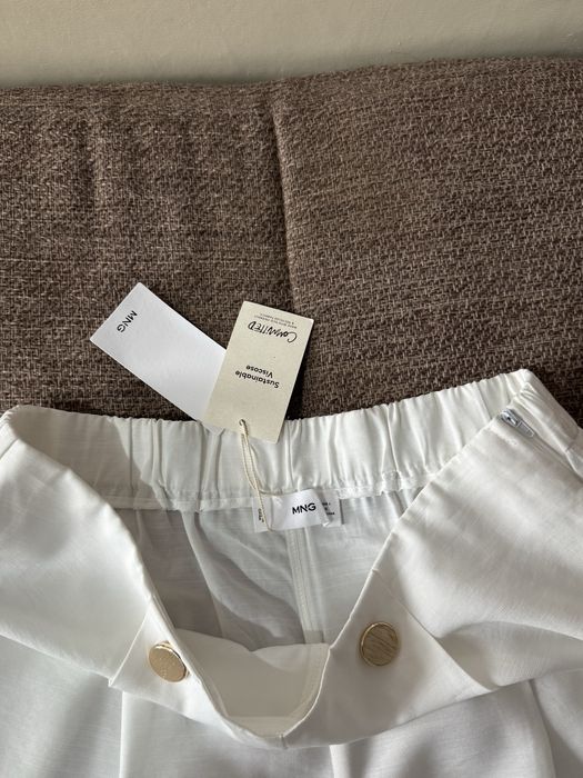 Pantaloni albi Mango noi