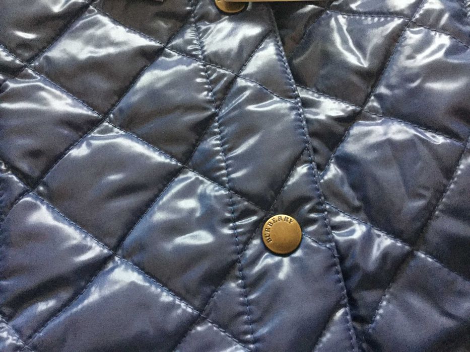 НОВО 100 % оригинално дамско синьо яке BURBERRY размер M ( IT - 40 )