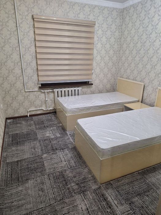 2 xonali kvartira bor Buyuk Ipak Yoʻli metrosi yaqinida