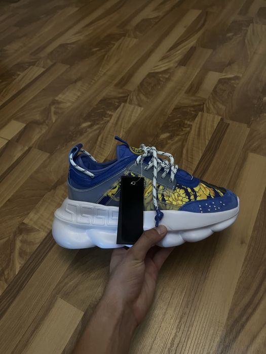 Versace chain reaction baron