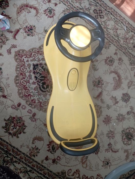 Машина для мальчиков и для девочек