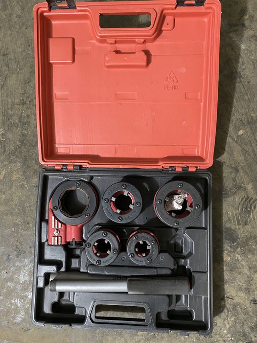 Набор резьбонарезной Зубр эксперт