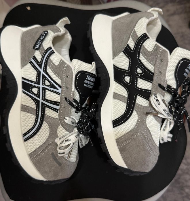 Летние кроссовки