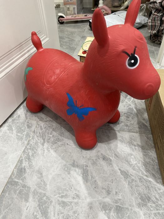 Детские игрушки.