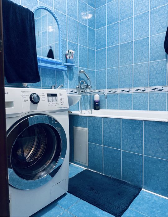 2/5/5 Максим горький Художник