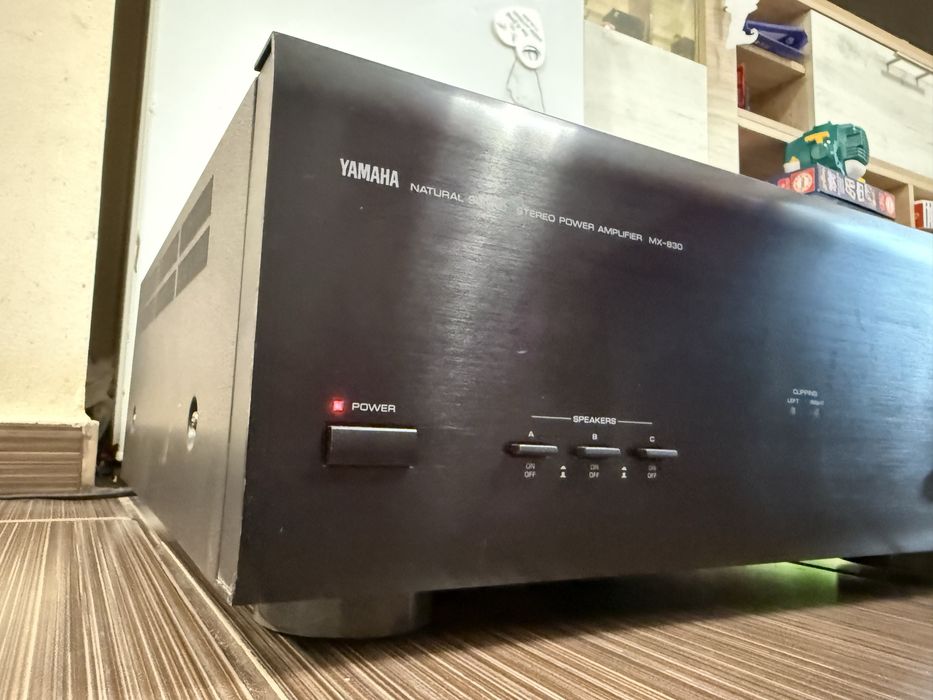 Yamaha MX-830 качествено Стъпало
