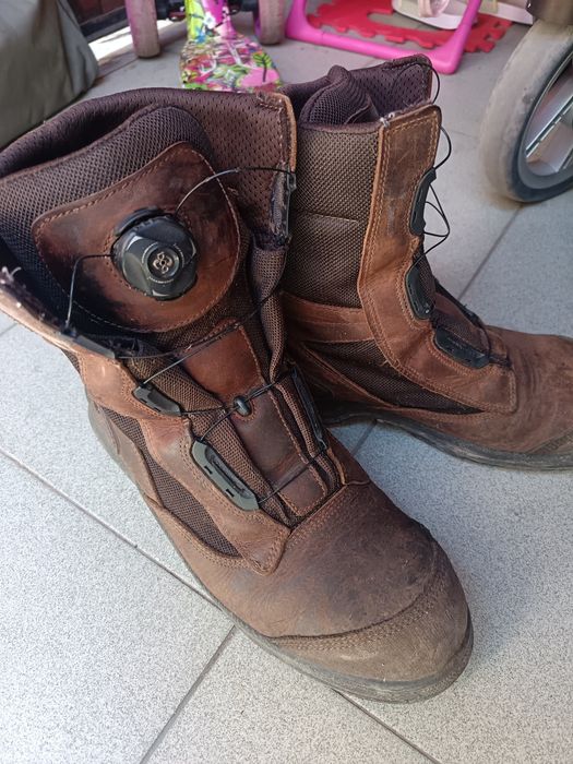 Мъжки зимни обувки, естествена кожа и велур