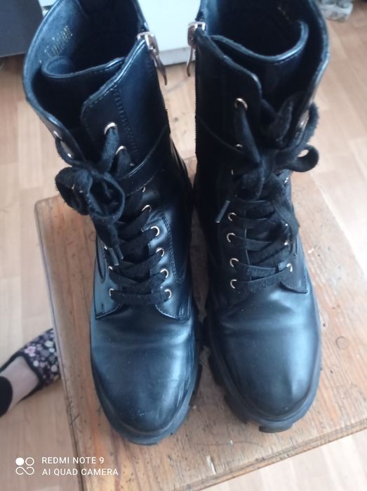 Продам осенние полуботинки