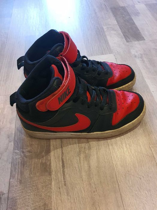 Маратонки Nike номер 38.5