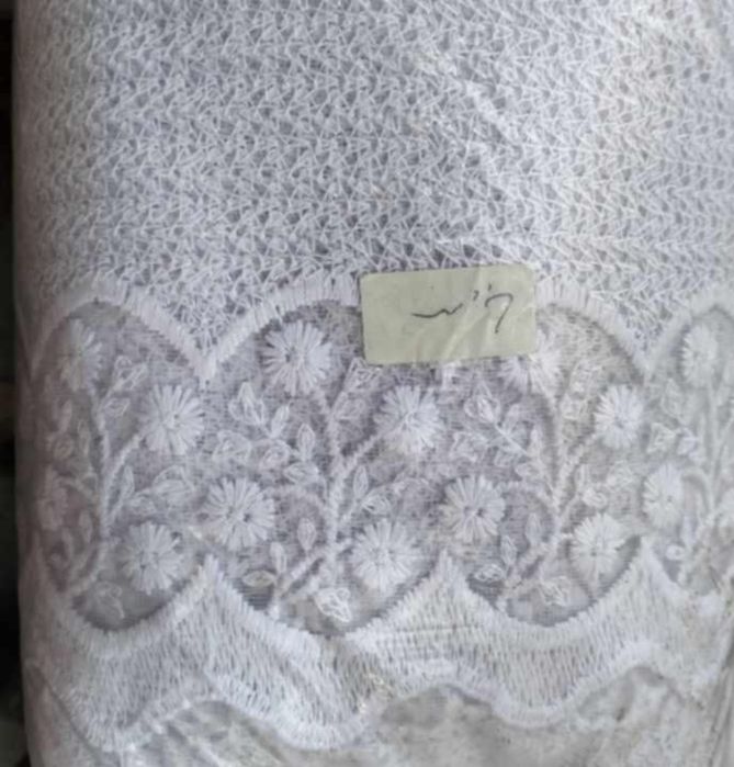 Perdele cu broderie