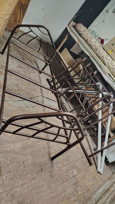 Продам двухьярусная кровать. Шанырақ