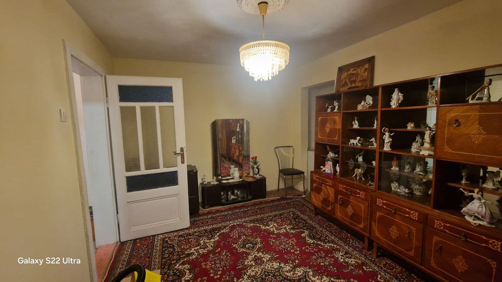 Apartament 2 camere de vanzare