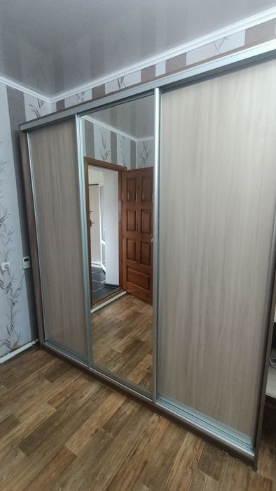 Продаю шкаф отличное состояние