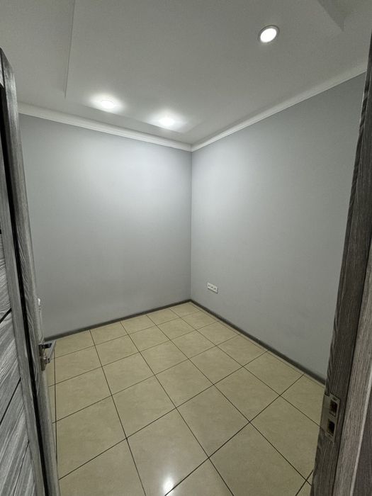 Офис  . Метро Шахристанская