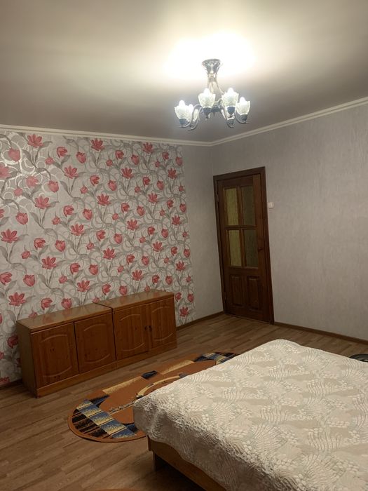 Спальный гарнитур дерево