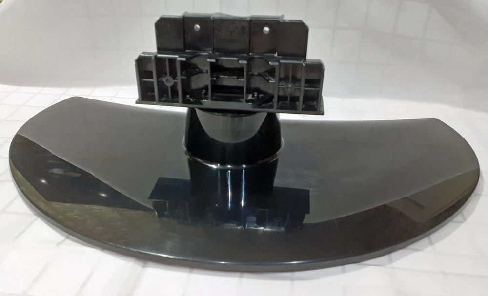 Стойка за телевизор LG