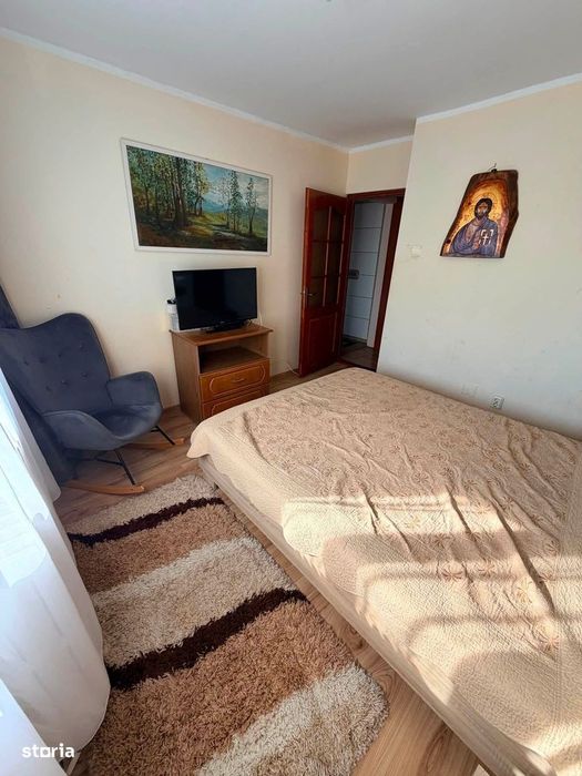 Apartament 3 camere + garaj , mobilat , zona Stadion