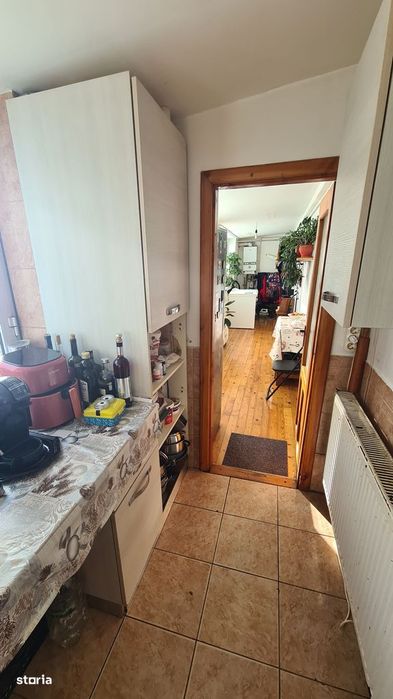 Apartament cu 2 camere de vânzare în Curtea de Argeș.